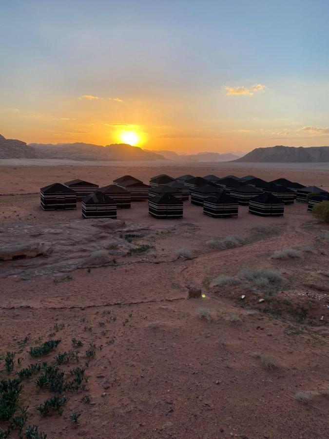 Hotel Salem Camp Wadi Rum Esterno foto