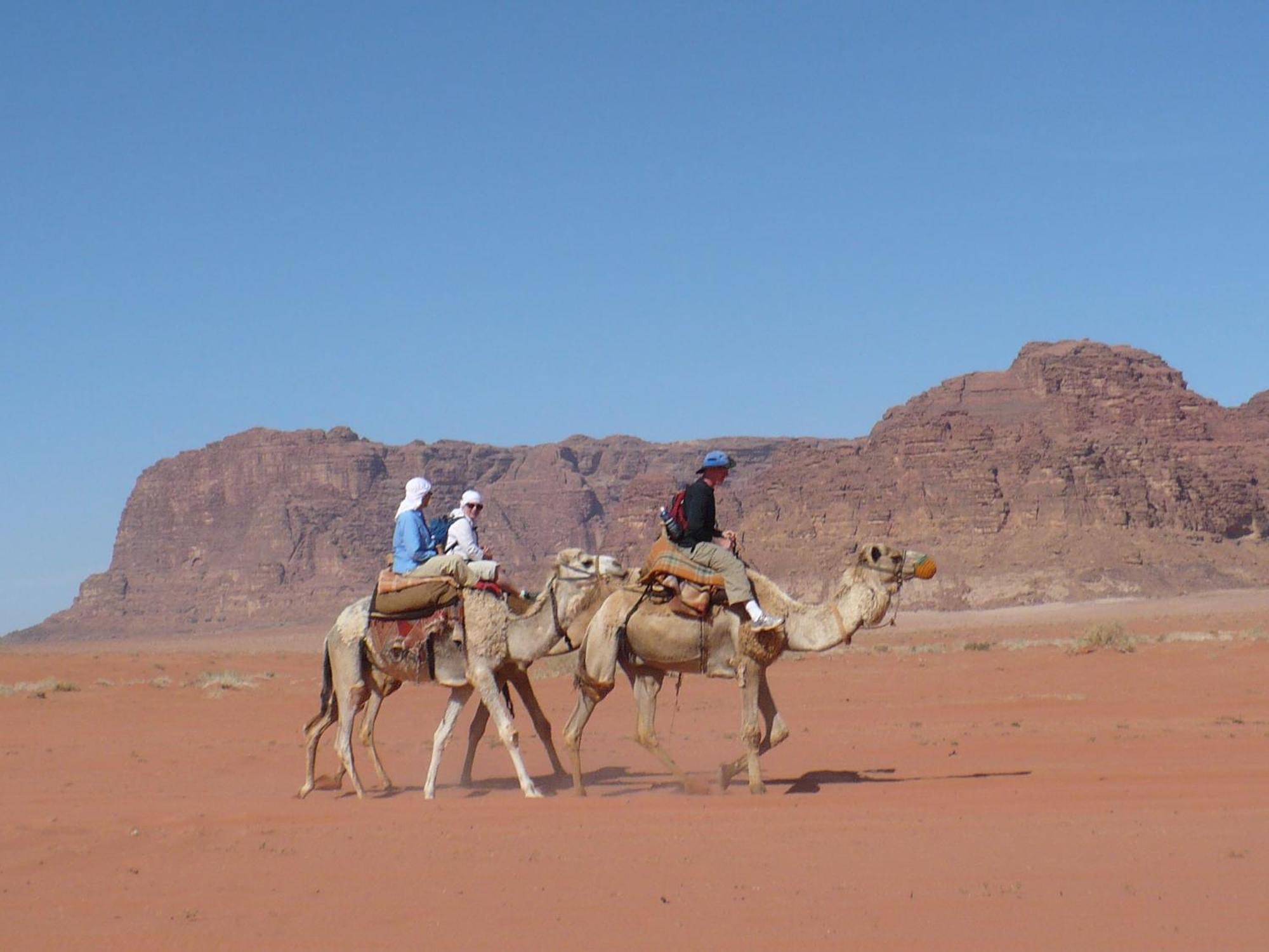 Hotel Salem Camp Wadi Rum Esterno foto