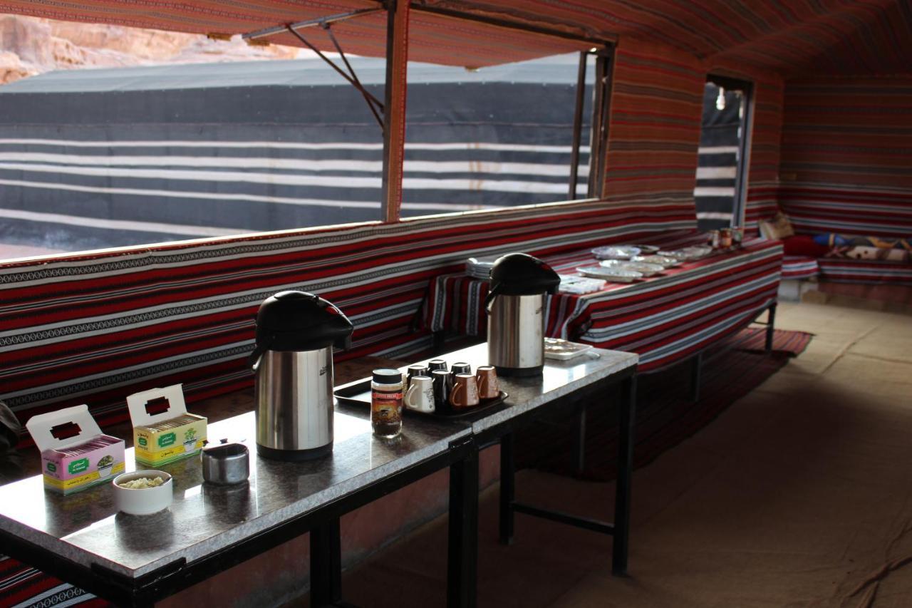 Hotel Salem Camp Wadi Rum Esterno foto